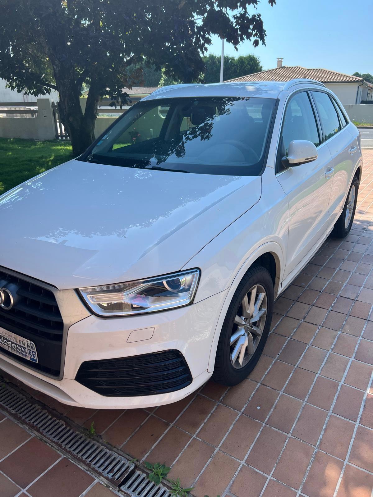 Audi Q3 blanc